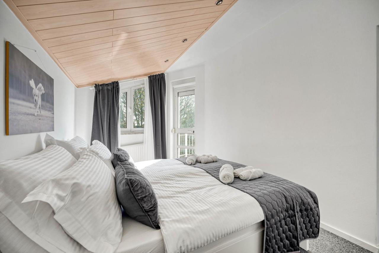 Astarea - Luxe Penthouse In Nature - Jacuzzi - Free Private Parking - Terrace & Balcony - Peace Ζάγκρεμπ Εξωτερικό φωτογραφία