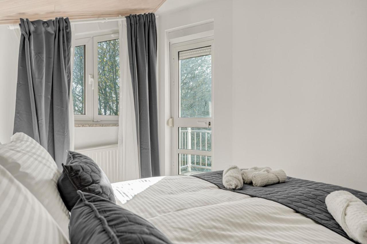 Astarea - Luxe Penthouse In Nature - Jacuzzi - Free Private Parking - Terrace & Balcony - Peace Ζάγκρεμπ Εξωτερικό φωτογραφία