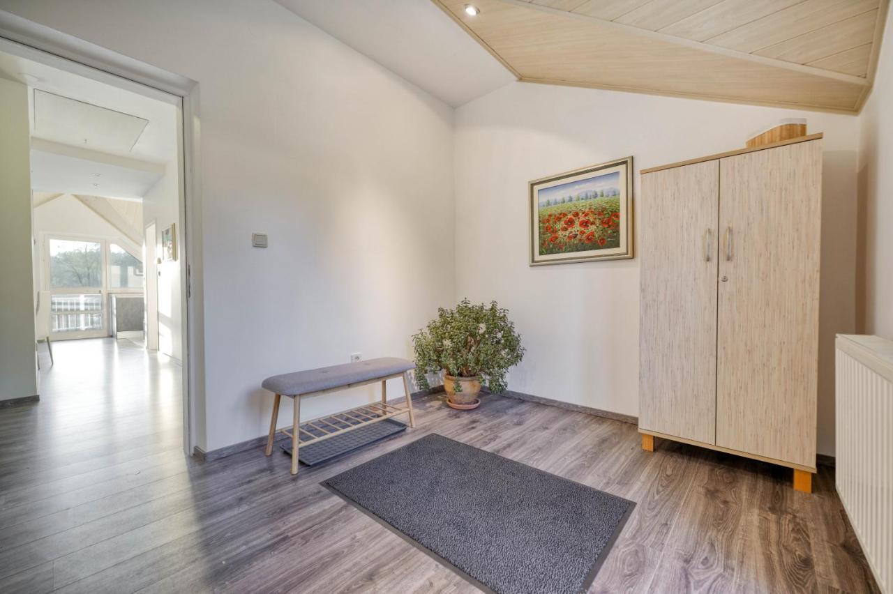 Astarea - Luxe Penthouse In Nature - Jacuzzi - Free Private Parking - Terrace & Balcony - Peace Ζάγκρεμπ Εξωτερικό φωτογραφία